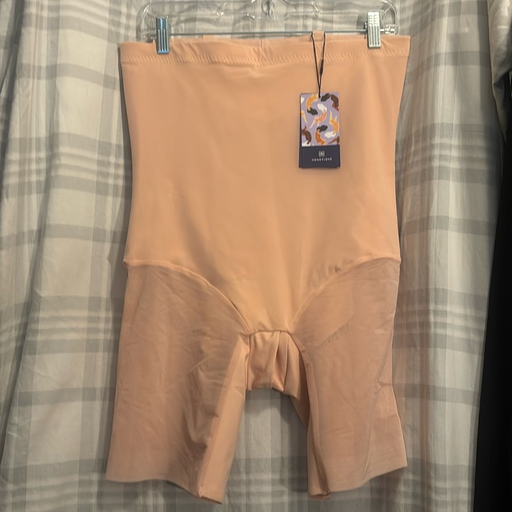 NWT! Honeylove Super Power Short All Over Sculpt shapewear